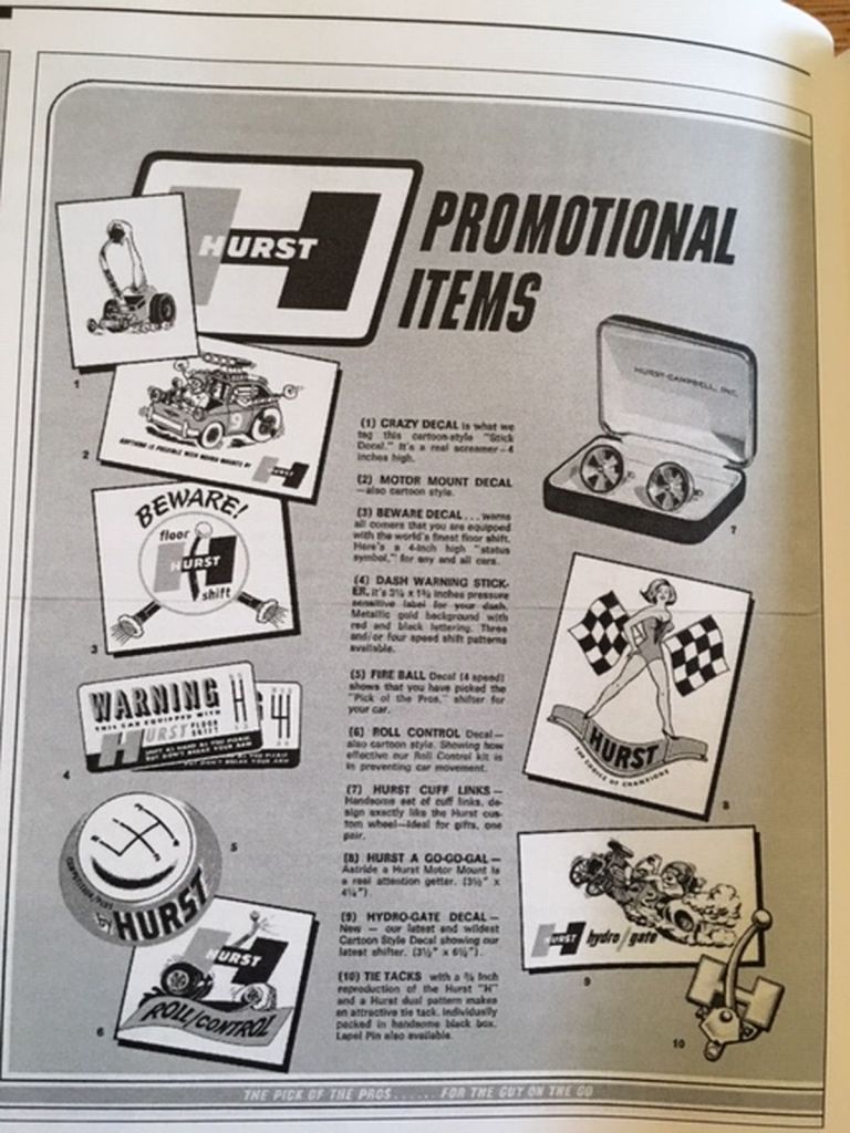 Halaman katalog barang promosi Hurst tahun 1960-an termasuk kancing manset roda Hustler